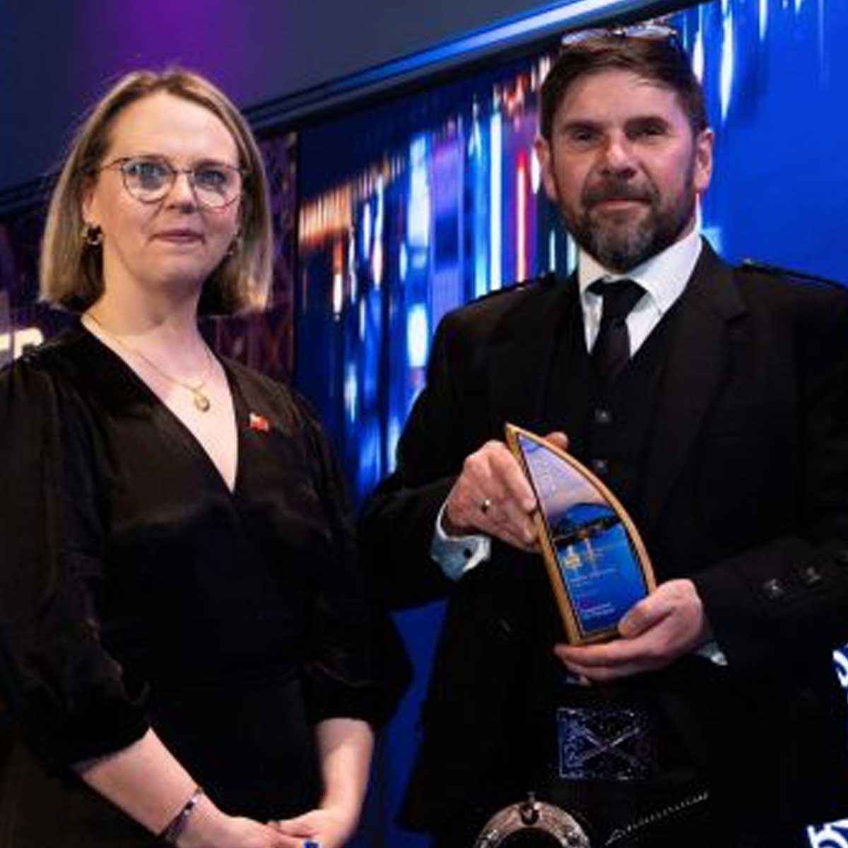 Live tv snapshot of the More Awards Elowen sail shape awards | by More Awards