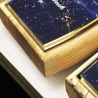 Eco sail-shaped trophy with flowing curves