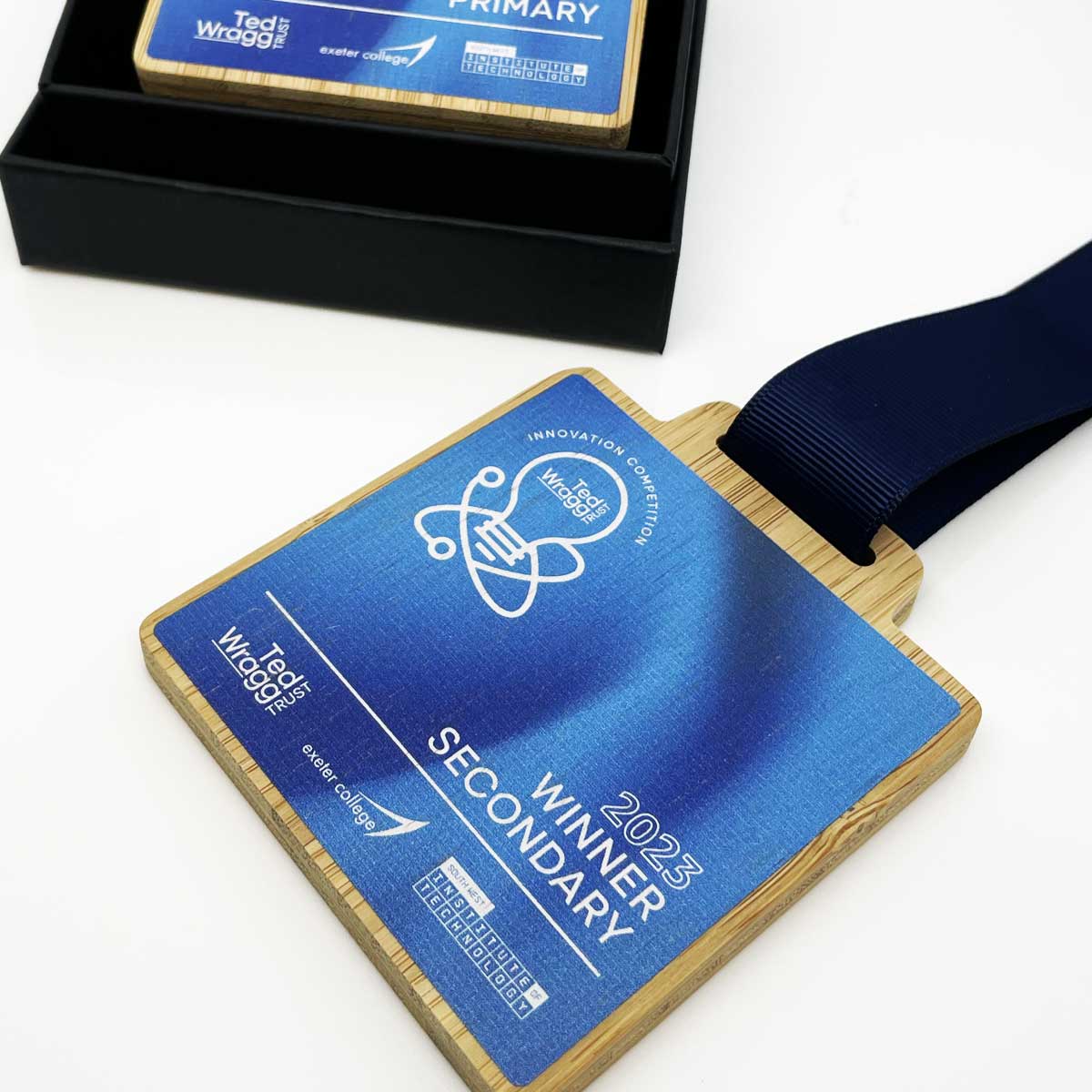 Ysella sustainable medal with presentation box by More Awards